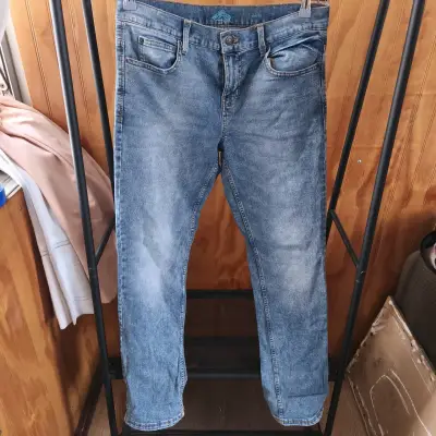 Jeans azul clásico 38-40 - miniatura 1