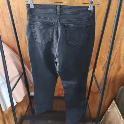 Jeans negros estilo slim - miniatura 2