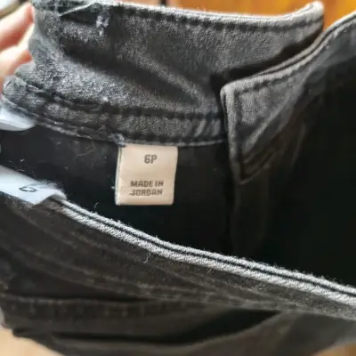 Jeans negros estilo slim - miniatura 4