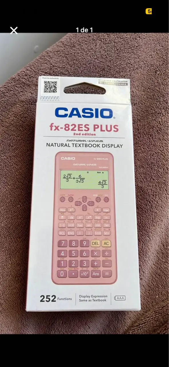 Calculadora científica Casio rosada