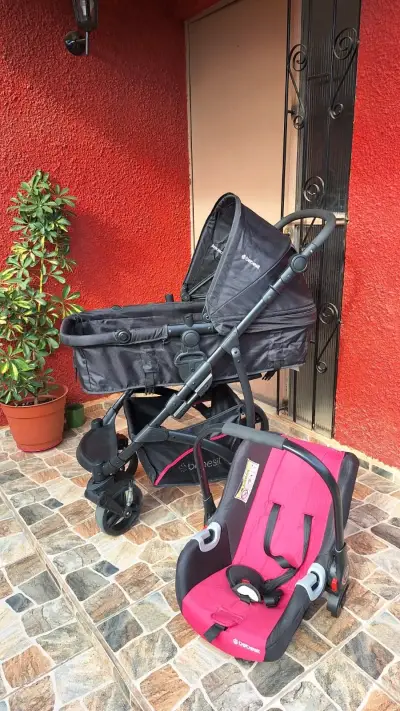 Coche Moises y silla de auto negros y rosados - miniatura 5