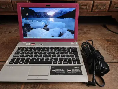 Netbook Sony Vaio PCG-31311U formateado. - miniatura 3