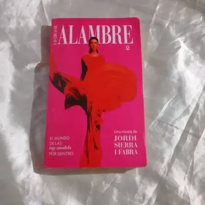 Libro La chica de Alambre - miniatura 1