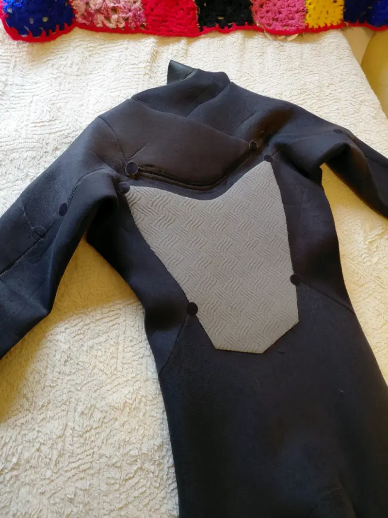Traje para actividades acuaticas negro VE - 3