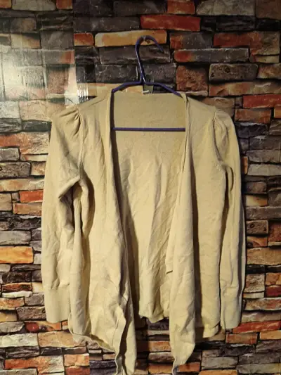 Chaqueta beige abierta - miniatura 1