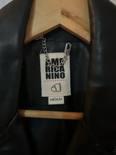 Chaqueta negra Americanino - miniatura 3
