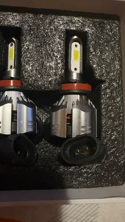 Foco LED para auto H11 - miniatura 4