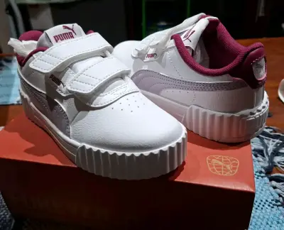Zapatillas Puma NUEVAS niña - miniatura 1