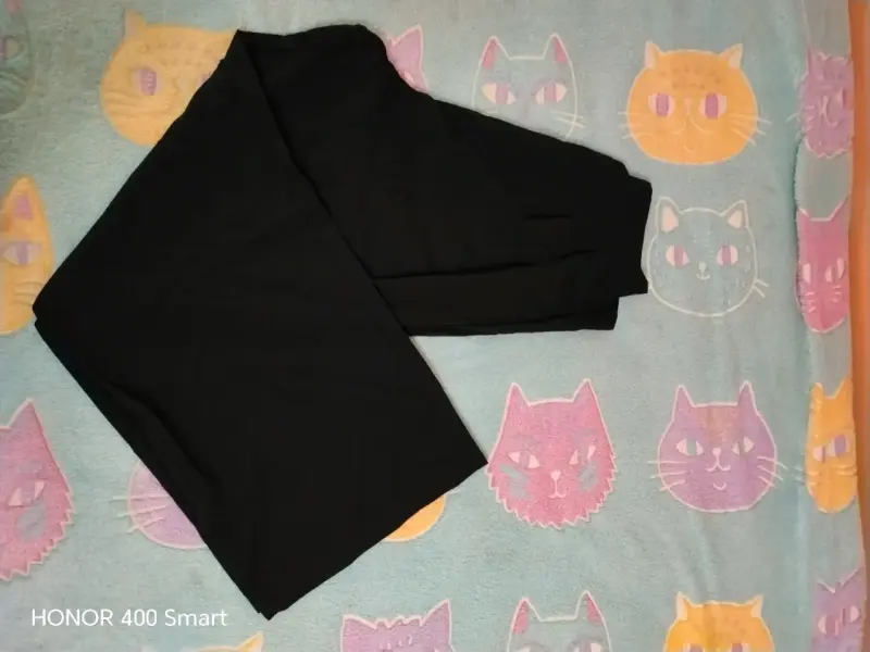Pantalón negro clásico - 3
