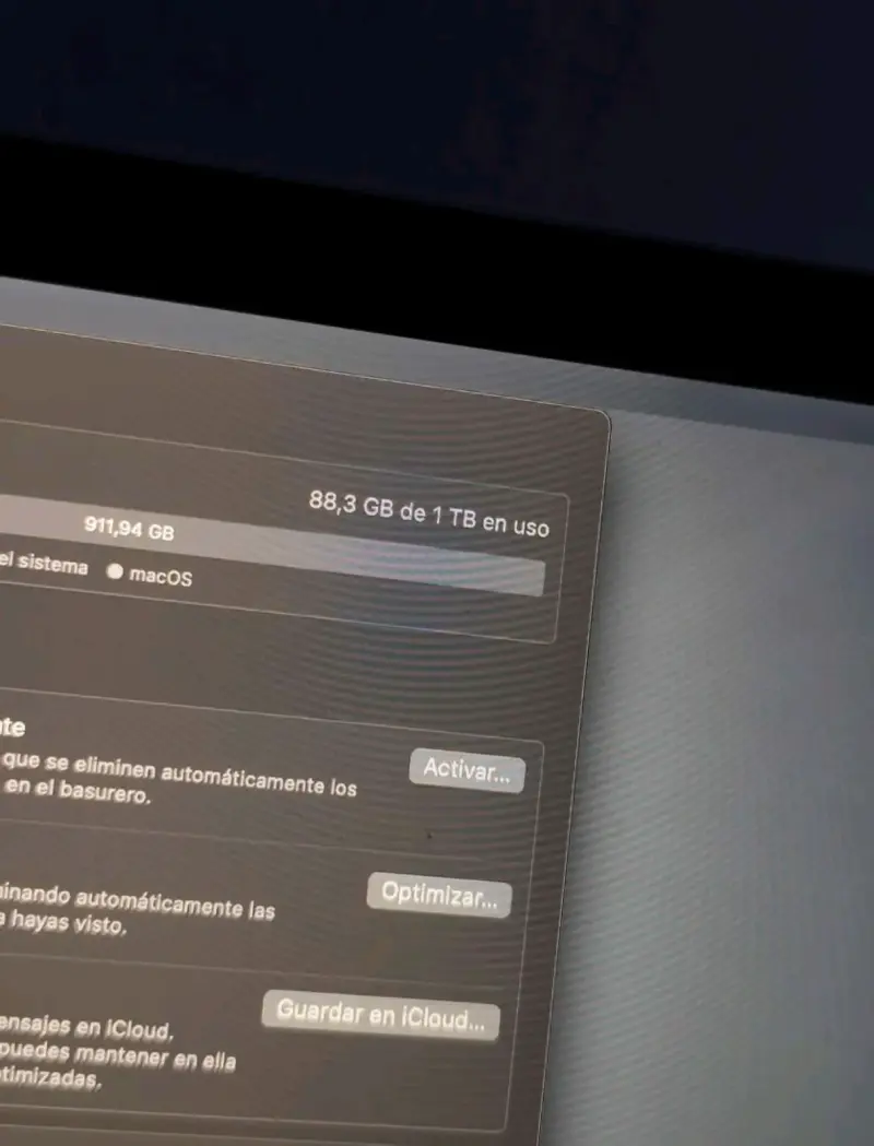 MacBook Pro 15 2018 - 1