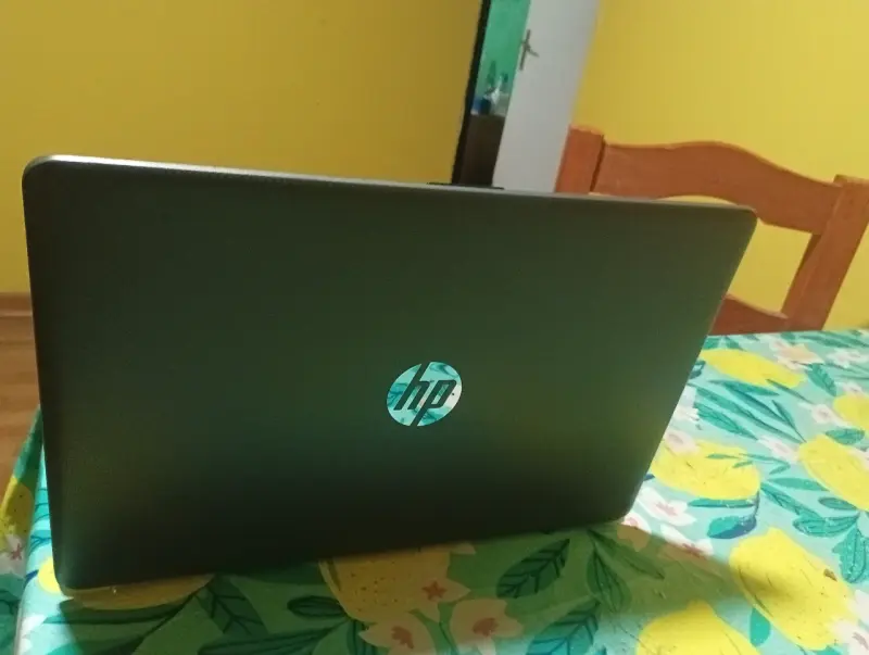 Notebook HP con Intel - 4