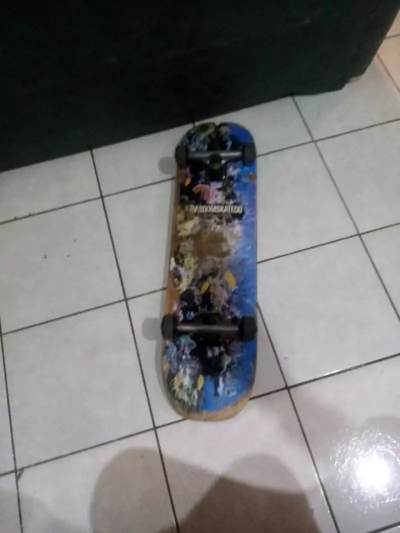 Tabla de skate usada - 4