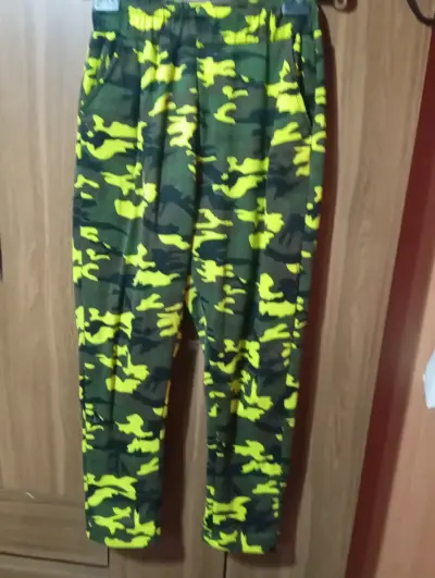 Pantalones camuflados - miniatura 3