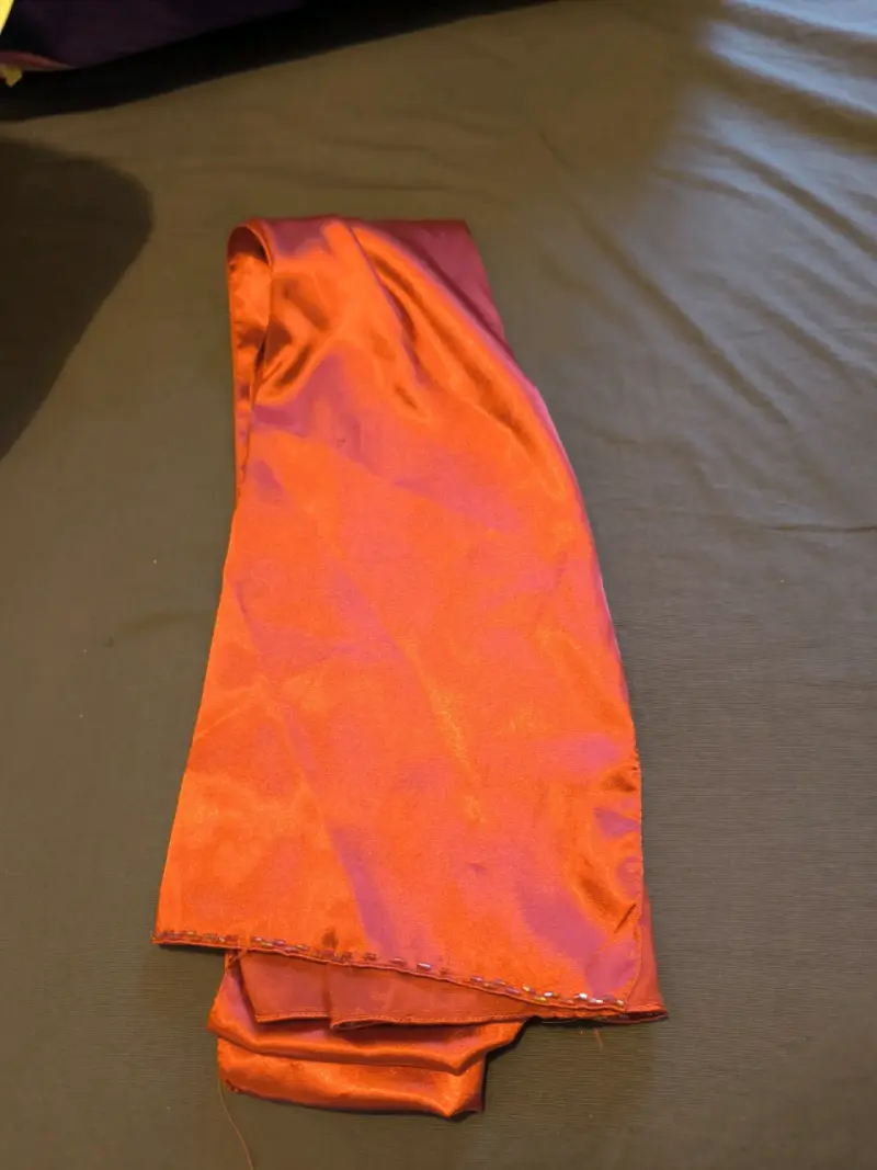 Vestido rojo de gala con brillos - 4