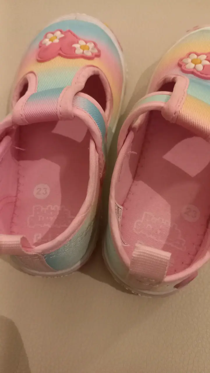 Zapatillas niña arcoíris - 2