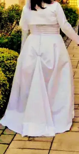 Vestido de novia blanco elegante - 4