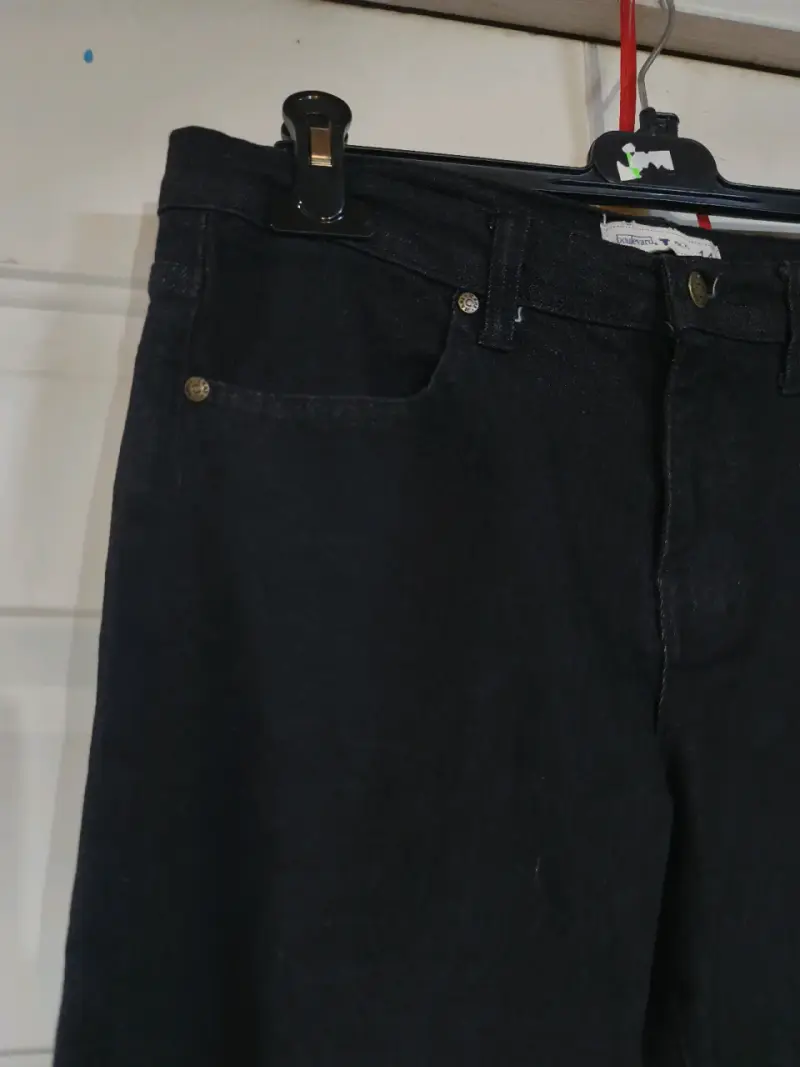 Jeans negros ajustados - 3