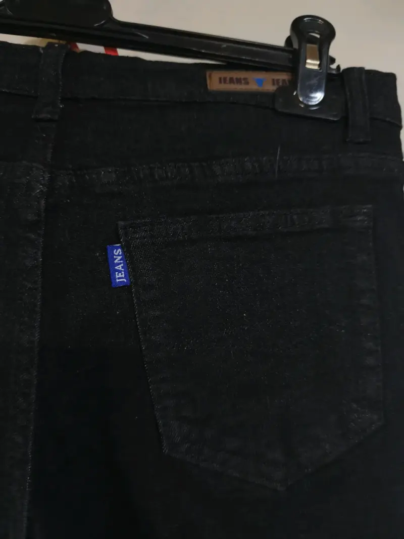 Jeans negros ajustados - 5