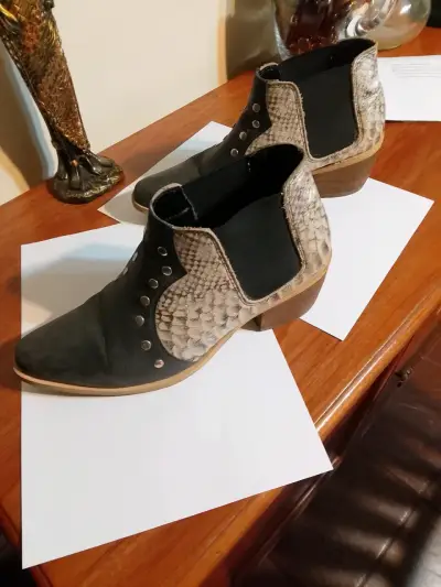 Botines de cuero negro y serpiente - miniatura 2