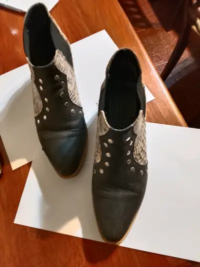 Botines de cuero negro y serpiente - miniatura 3
