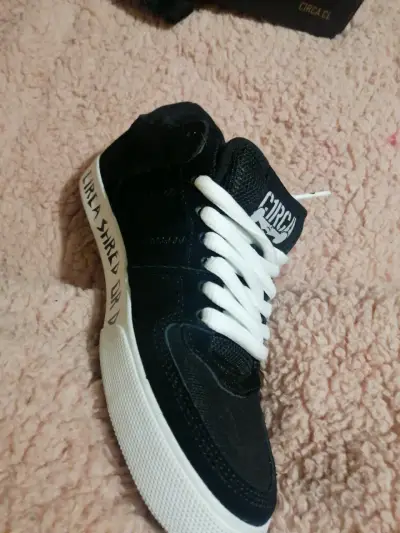 Zapatillas negras Circa skate - miniatura 2