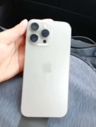 iPhone 16 pro max - miniatura 4