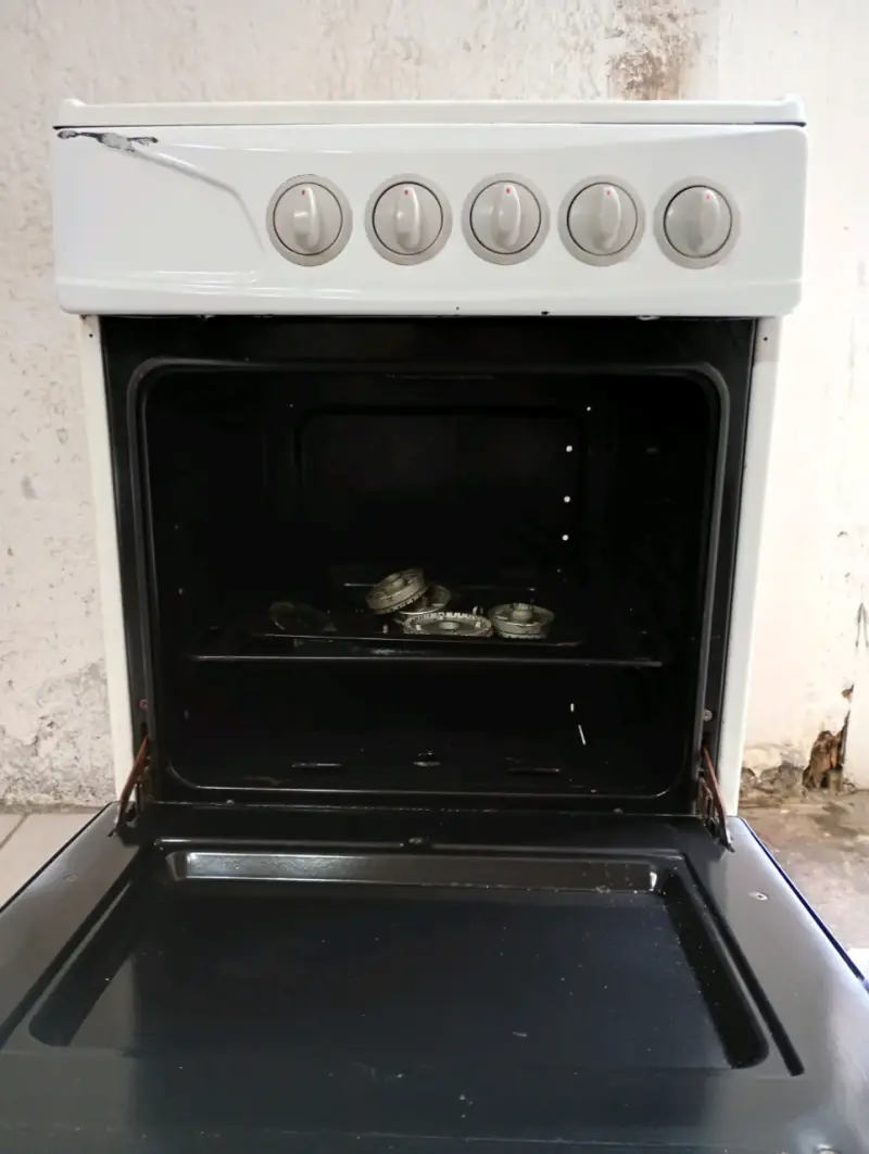 Cocina a gas con horno - 2