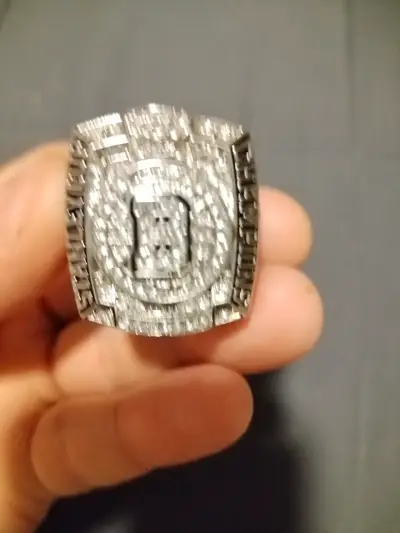 Anillo de campeonato NHL - miniatura 1