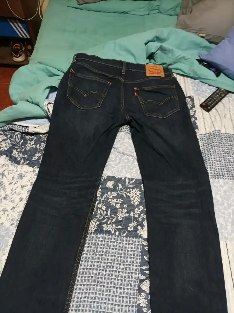 Jeans levis azul oscuro clásico - 2