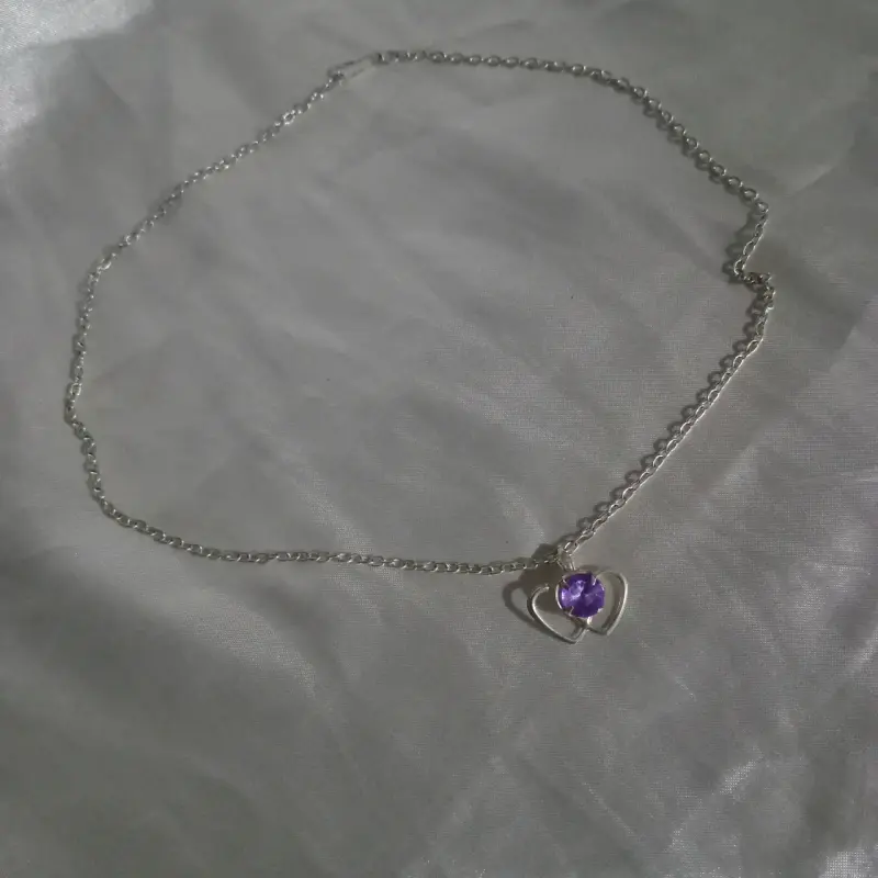 Collar con dije de corazón - 1