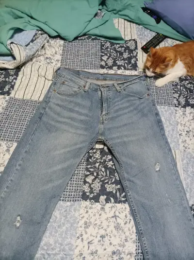 Jeans levis de mezclilla azul claro - miniatura 1