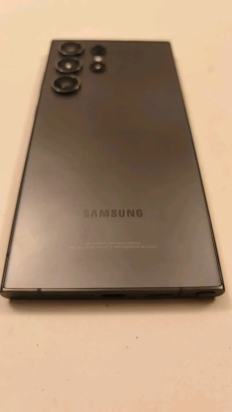 Samsung Galaxy S24 Ultra 256Gb - 4