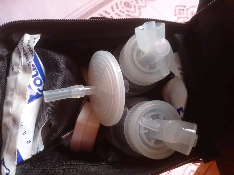 Extractor de leche con accesorios - 2