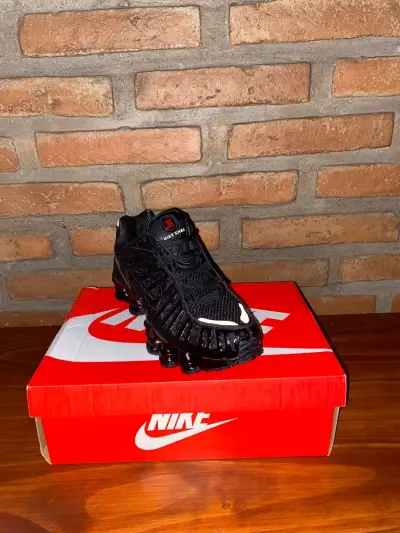 Zapatillas Nike negras - miniatura 1