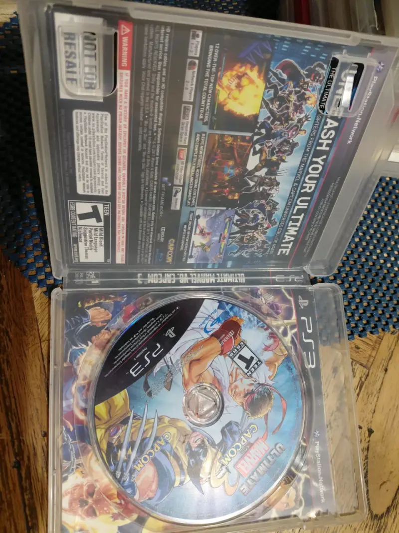 Juego PS3 Ultimate Marvel vs Capcom 3 - 2