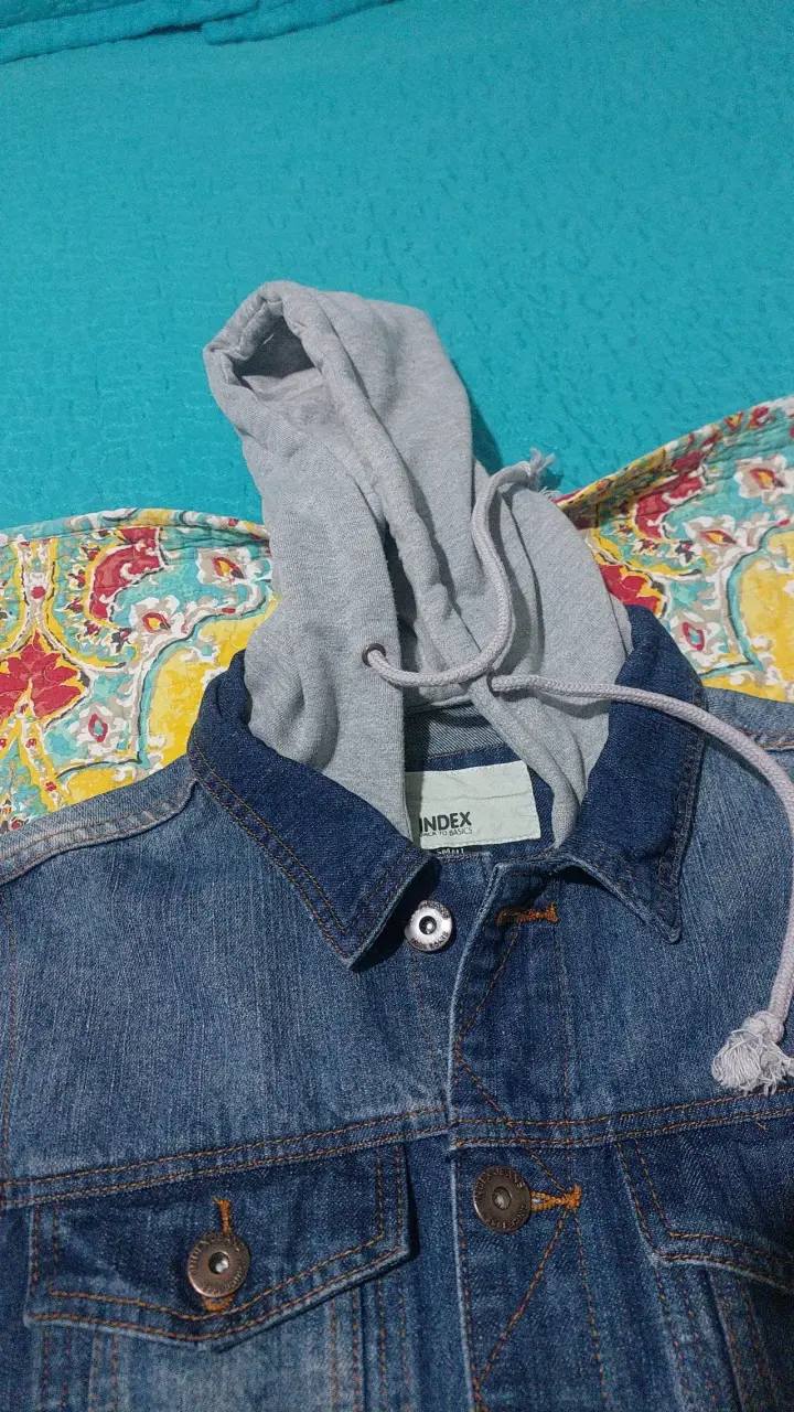 Chaqueta de mezclilla con capucha gris - 2
