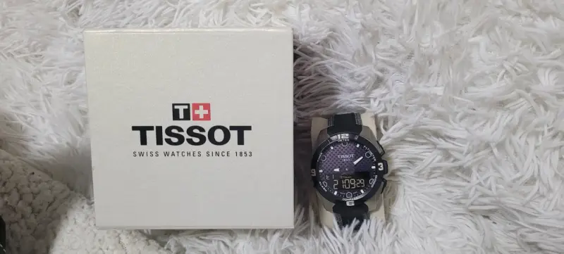 Reloj Tissot T Touch Expert Solar Titanio - 3