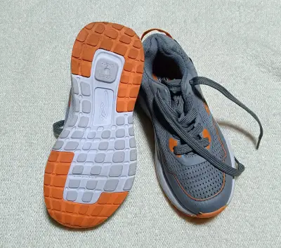 Zapatillas deportivas C74 - miniatura 2