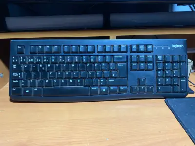 Teclado Logitech negro inalámbrico - miniatura 1