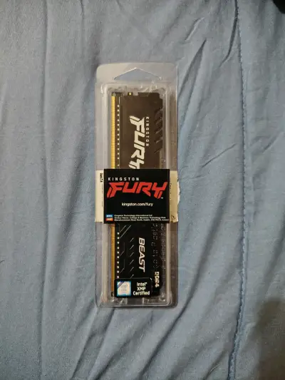 Memoria RAM Kingston Fury Beast DDR4 de 8GB - miniatura 1