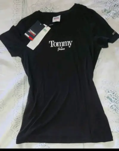 Polera negra Tommy Jeans mujer - miniatura 1