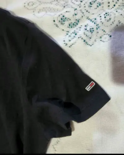 Polera negra Tommy Jeans mujer - miniatura 3