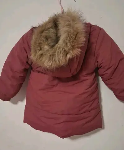 Chaqueta infantil con capucha - miniatura 1
