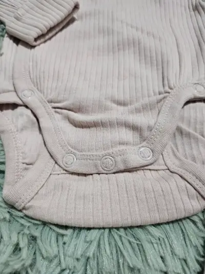 Conjunto de ropa para bebé - miniatura 3