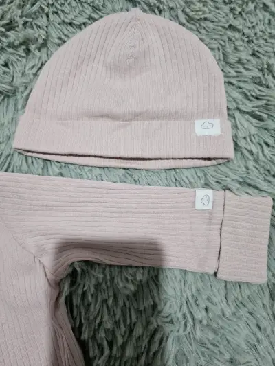 Conjunto de ropa para bebé - miniatura 4