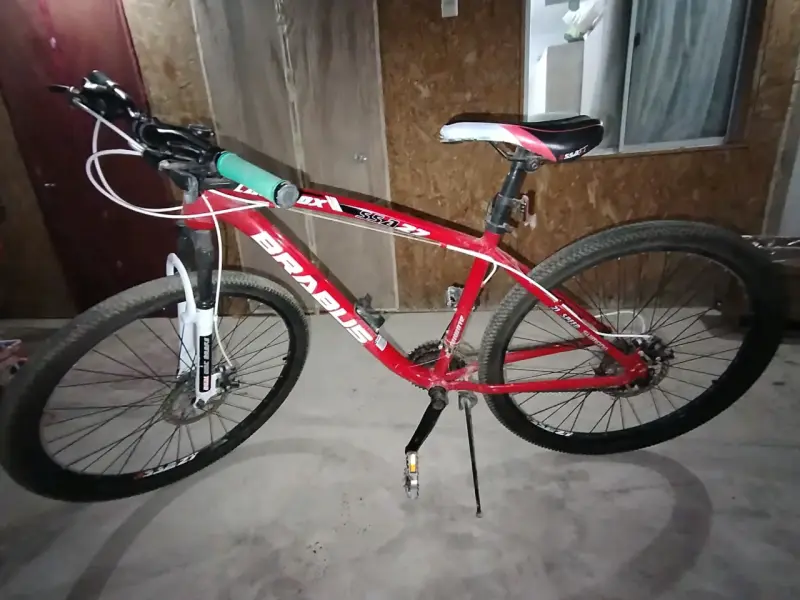 Bicicleta Brabus roja de montaña - 1