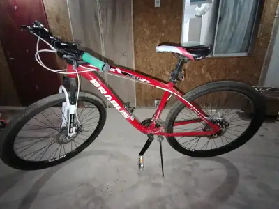 Bicicleta Brabus roja de montaña - miniatura 2