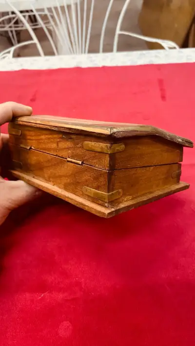 Caja de madera decorativa vintage - miniatura 2