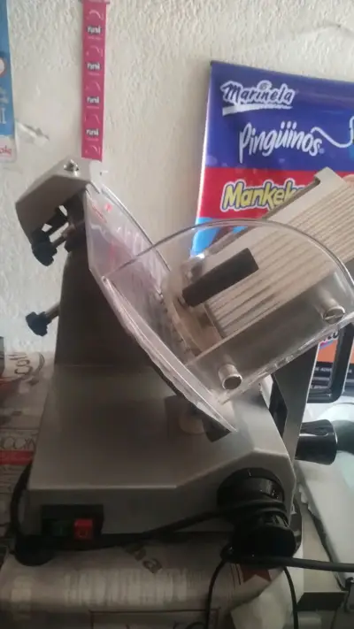 Cortadora de fiambres Máigas - miniatura 5