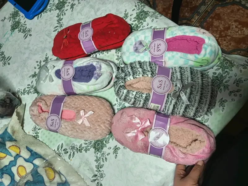 Pantuflas cálidas S&S con lazo - 1